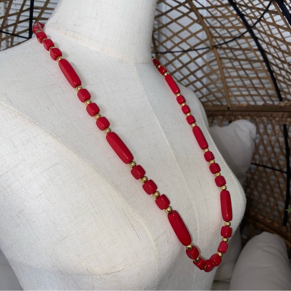 Trifari Red Beaded Necklace - Picture 5 of 7